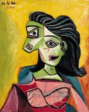 Buste de femme 1940 Cubism Oil Paintings